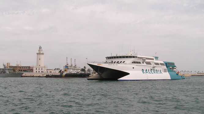 Catamarán rápido 'Pinar del Río' que cubrirá la campaña veraniega de viajes a Melilla.